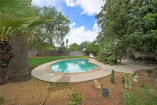 414 Via Vista Dr, Redlands, CA 92373 - Photo 18