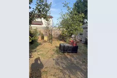 230 E 21st, San Bernardino, CA 92404 - Photo 34