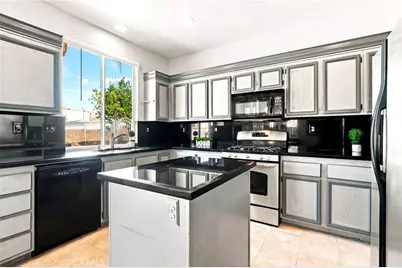 17892 Spring Hill, Riverside, CA 92503 - Photo 16
