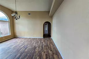 10282 Farmington, Oak Hills, CA 92344 - Photo 6