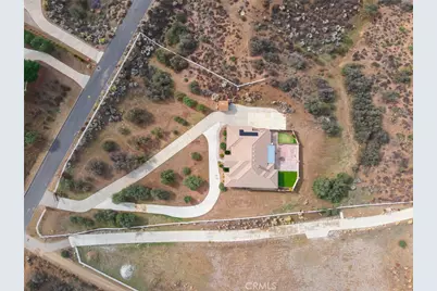10282 Farmington, Oak Hills, CA 92344 - Photo 40