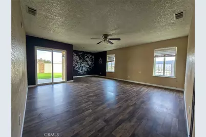 10282 Farmington, Oak Hills, CA 92344 - Photo 14