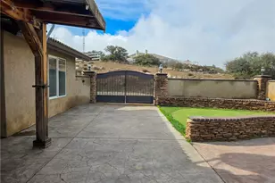 10282 Farmington, Oak Hills, CA 92344 - Photo 28