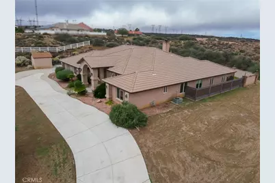 10282 Farmington, Oak Hills, CA 92344 - Photo 34