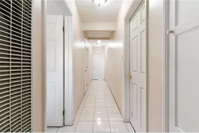 10731 Wright, South Gate, CA 90280 - Photo 20