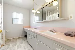 10731 Wright, South Gate, CA 90280 - Photo 18