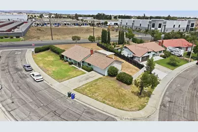 1181 Camphor, Rialto, CA 92376 - Photo 44