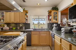 7933 Quill Dr, Downey, CA 90242 - Photo 12