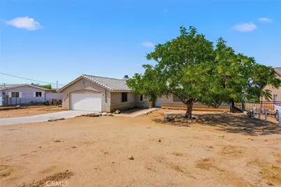 18358 Catalpa, Hesperia, CA 92345 - Photo 4
