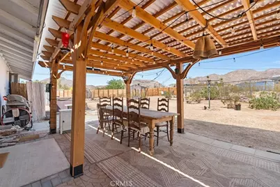 61776 Calle Los Amigos, Joshua Tree, CA 92252 - Photo 24