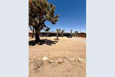 58282 Pueblo, Yucca Valley, CA 92284 - Photo 2