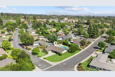 698 Wellesley, Claremont, CA 91711 - Photo 32