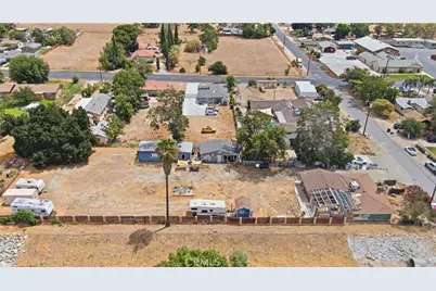 32438 Kentucky, Yucaipa, CA 92399 - Photo 42