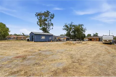 32438 Kentucky, Yucaipa, CA 92399 - Photo 36
