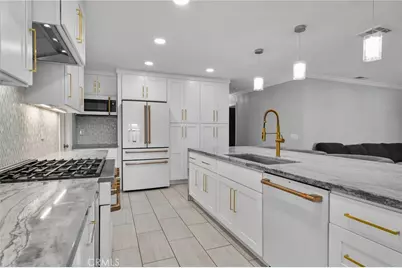 9954 Albany, Rancho Cucamonga, CA 91701 - Photo 12
