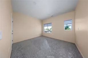 8185 Amerena Wy, Fontana, CA 92335 - Photo 12