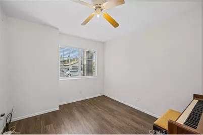 25800 Harzburg, Menifee, CA 92584 - Photo 18
