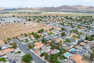 25800 Harzburg, Menifee, CA 92584 - Photo 36