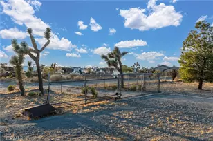 11815 Rosado Rd, Pinon Hills, CA 92372 - Photo 6
