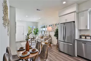 6826 N Whitman Ave, Van Nuys, CA 91406 - Photo 8