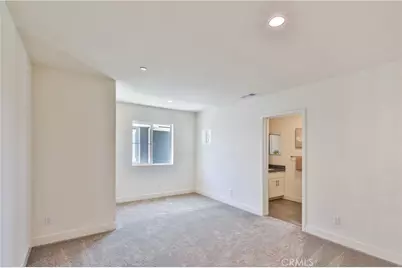 6826 N Whitman Avenue, Van Nuys, CA 91406 - Photo 14