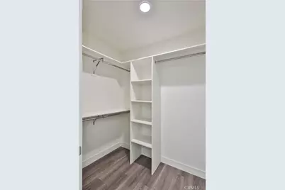6826 N Whitman Avenue, Van Nuys, CA 91406 - Photo 36