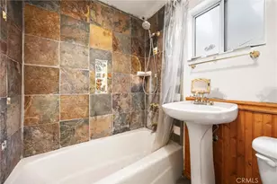 320 Flower Dr, Lake Arrowhead, CA 92352 - Photo 14