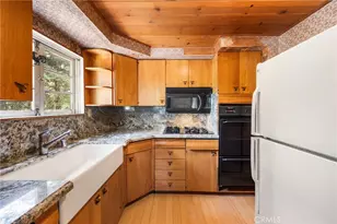 320 Flower Dr, Lake Arrowhead, CA 92352 - Photo 8