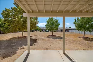 7678 Montrose, Hesperia, CA 92345 - Photo 32