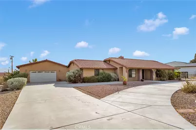19025 Munsee, Apple Valley, CA 92307 - Photo 2