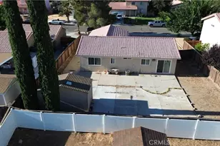 10800 Gates, Adelanto, CA 92301 - Photo 6