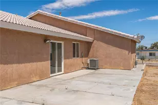 15921 Pine St, Hesperia, CA 92345 - Photo 42