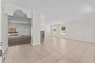 15921 Pine Street, Hesperia, CA 92345 - Photo 6