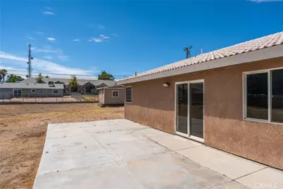 15921 Pine Street, Hesperia, CA 92345 - Photo 44