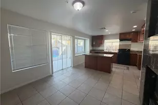 11705 Malagon Dr, Fontana, CA 92337 - Photo 16