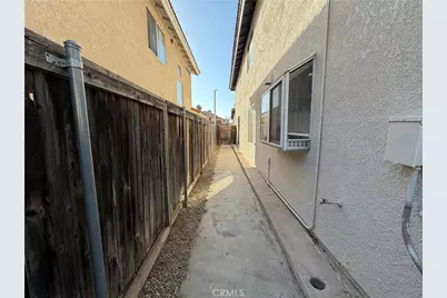 11705 Malagon Drive, Fontana, CA 92337 - Photo 52