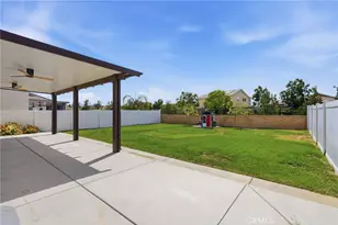 30151 Adrift, Menifee, CA 92584 - Photo 8