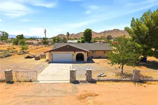 15946 Ute Rd, Apple Valley, CA 92307 - Photo 2