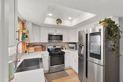 5737 Monte Vista, Los Angeles, CA 90042 - Photo 6