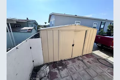 16860 Slover, Fontana, CA 92337 - Photo 24