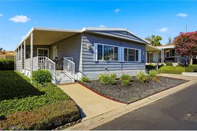 16951 Lake Terrace Way, Yorba Linda, CA 92886 - Photo 2