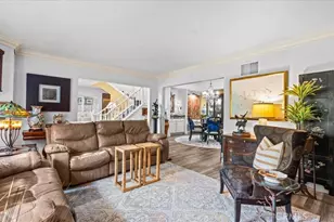 2184 Eiffel Cir, Upland, CA 91784 - Photo 10