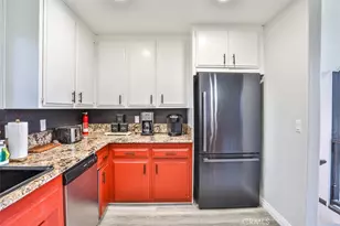 24833 Matterhorn Ct, Crestline, CA 92325 - Photo 22