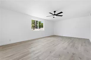 371 E Mariposa Dr, Rialto, CA 92376 - Photo 16