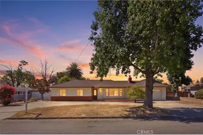 371 E Mariposa Drive, Rialto, CA 92376 - Photo 1