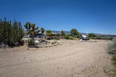 1220 Smoke Tree, Pinon Hills, CA 92372 - Photo 36