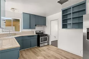 237 W Van Koevering St, Rialto, CA 92376 - Photo 12