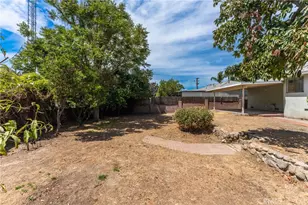 237 W Van Koevering St, Rialto, CA 92376 - Photo 28