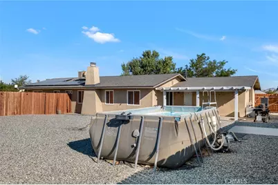 21011 Valencia, Apple Valley, CA 92308 - Photo 22