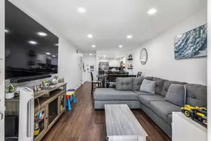 278 N Wilshire, Anaheim, CA 92801 - Photo 18
